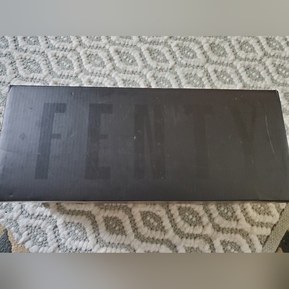 Fenty Puma Jelly Slides - Picture 3 of 7